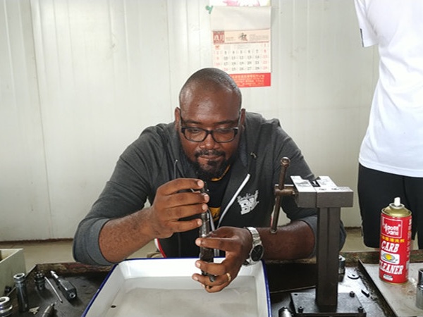 the training for common rail diesel injector repairing 